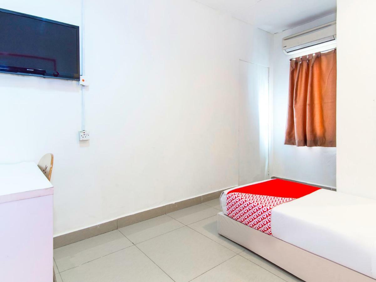 Oyo 304 Zero Hour Hotel Куала Лумпур Екстериор снимка