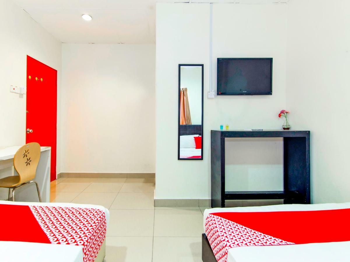 Oyo 304 Zero Hour Hotel Куала Лумпур Екстериор снимка