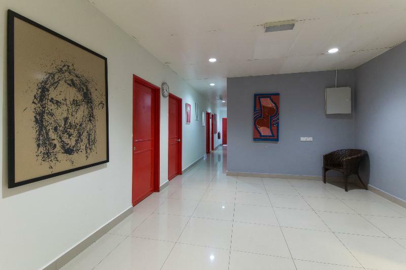 Oyo 304 Zero Hour Hotel Куала Лумпур Екстериор снимка