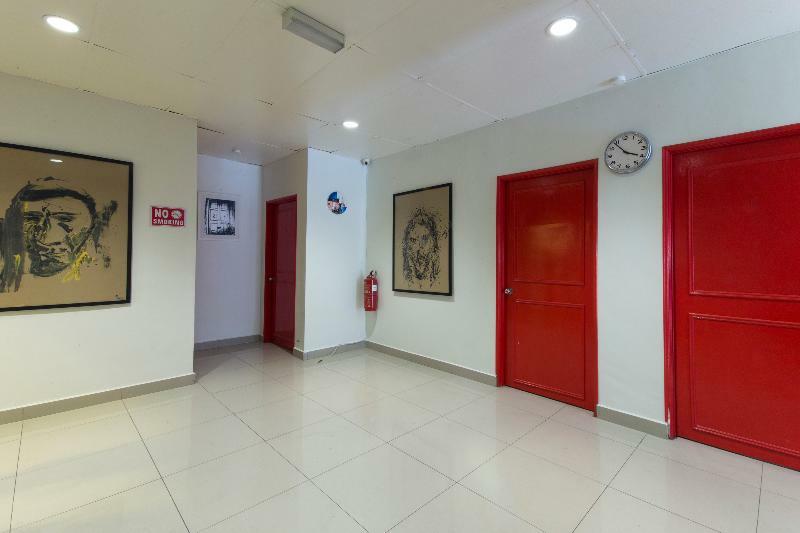 Oyo 304 Zero Hour Hotel Куала Лумпур Екстериор снимка